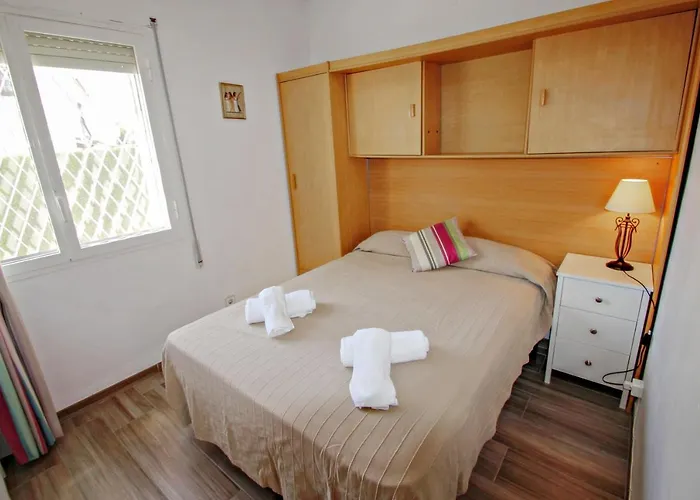 Celia - Oceanfront In Costa Blanca *