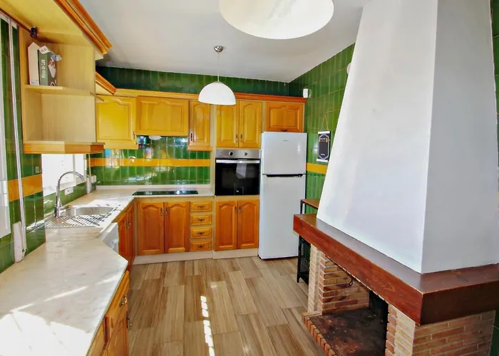 Celia - Oceanfront In Costa Blanca Willa