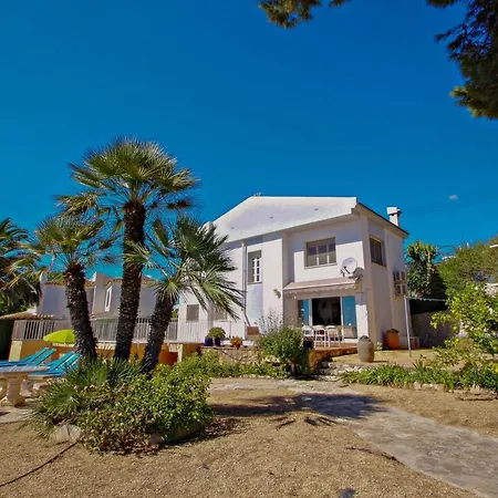 Villa Celia - Oceanfront In Costa Blanca