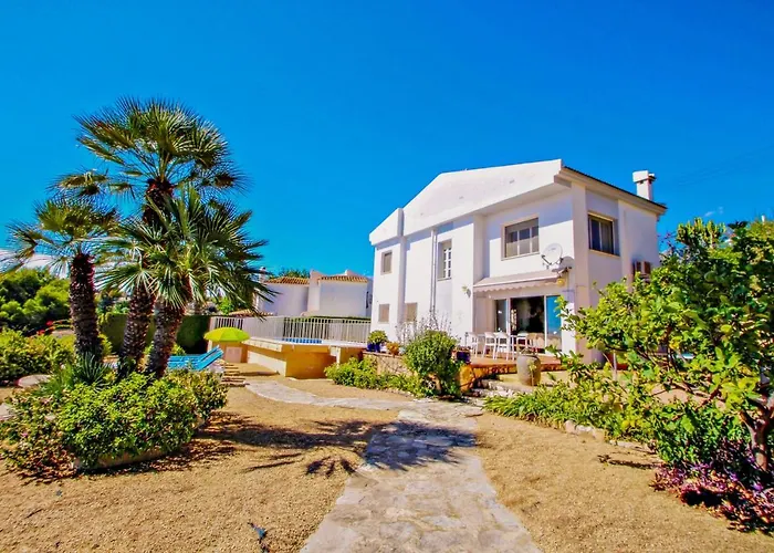 Celia - Oceanfront In Costa Blanca